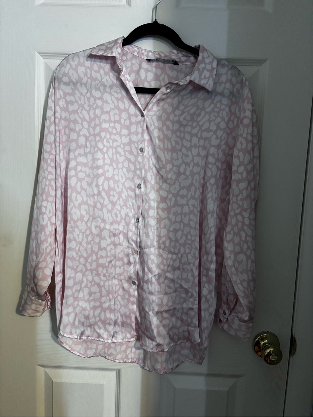 Zara Pale Pink & White Leopard-Print Button-Down Shirt